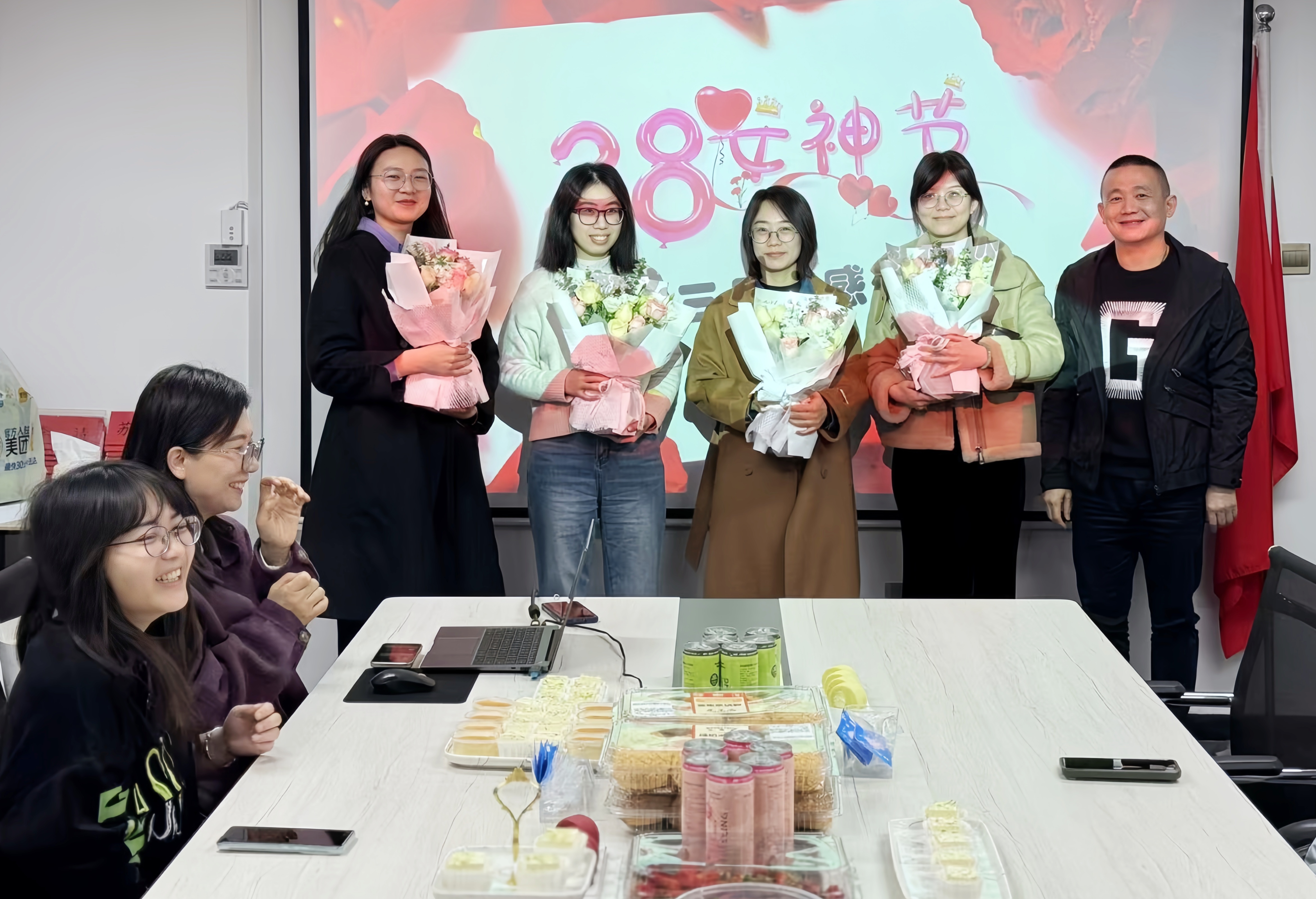 國宏“她”力量 | “三八”婦女節(jié)活動繽紛集美